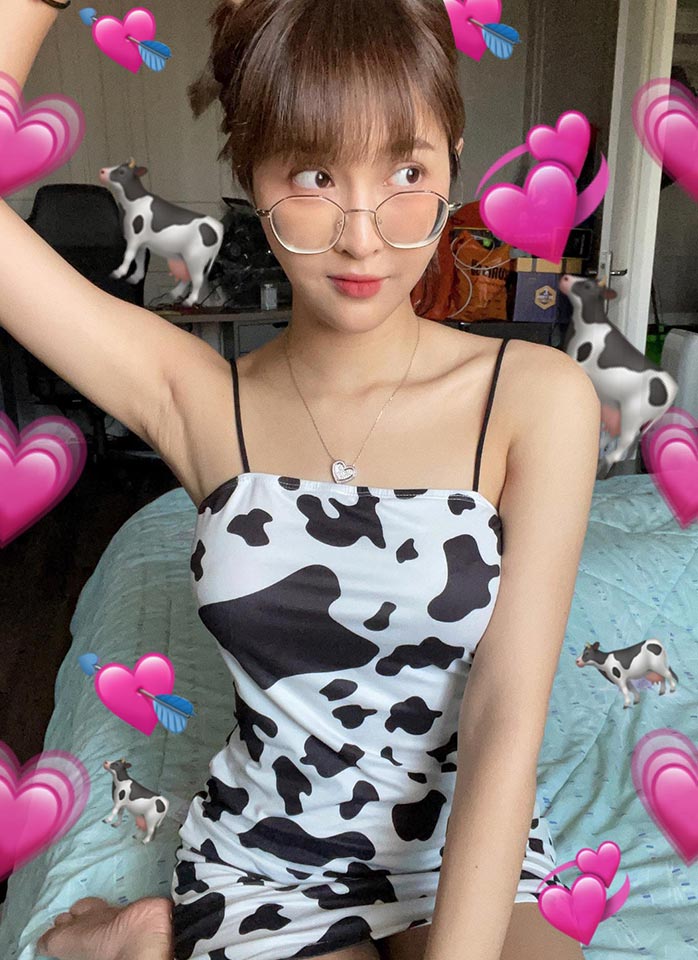 น้องกวาง เดียร์ลอง Deerlong สตรีมเมอร์สาวสวย อวดความเซ็กซี่ ใน Onlyfans แจ่มๆ - เปิดวาร์ปสาวสวย