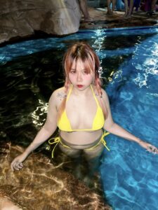 evainwonderlandd-1